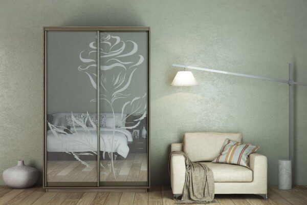 Skapis GT 170-180/60/240 ar gravētiem bronzas toņa spoguļiem - Guļamistaba