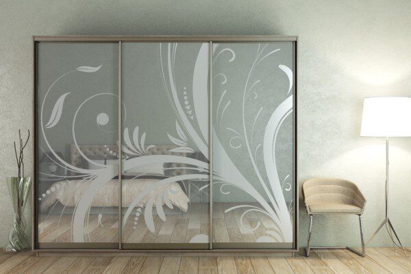 Skapis GT 210-270/60/240 ar gravētiem spoguļiem - Guļamistaba